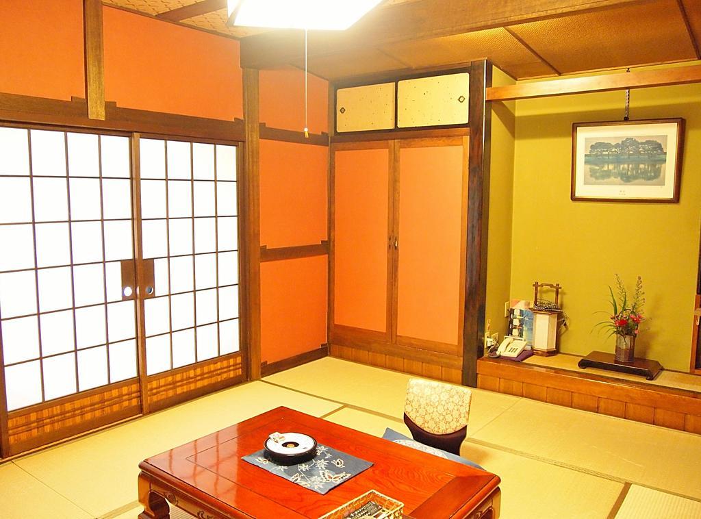 Chuo Hotel Chikuma Exterior foto